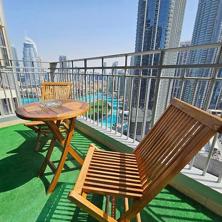 Trinity Holiday Homes - Standpoint Tower Downtown دبي المظهر الخارجي الصورة