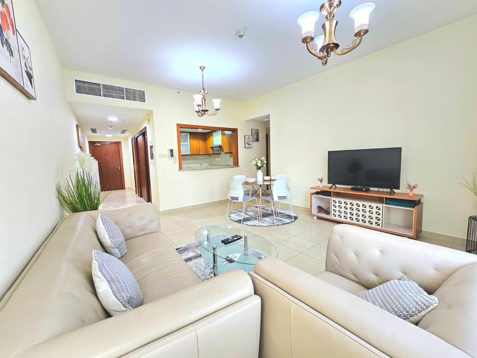 Trinity Holiday Homes - Standpoint Tower Downtown دبي المظهر الخارجي الصورة