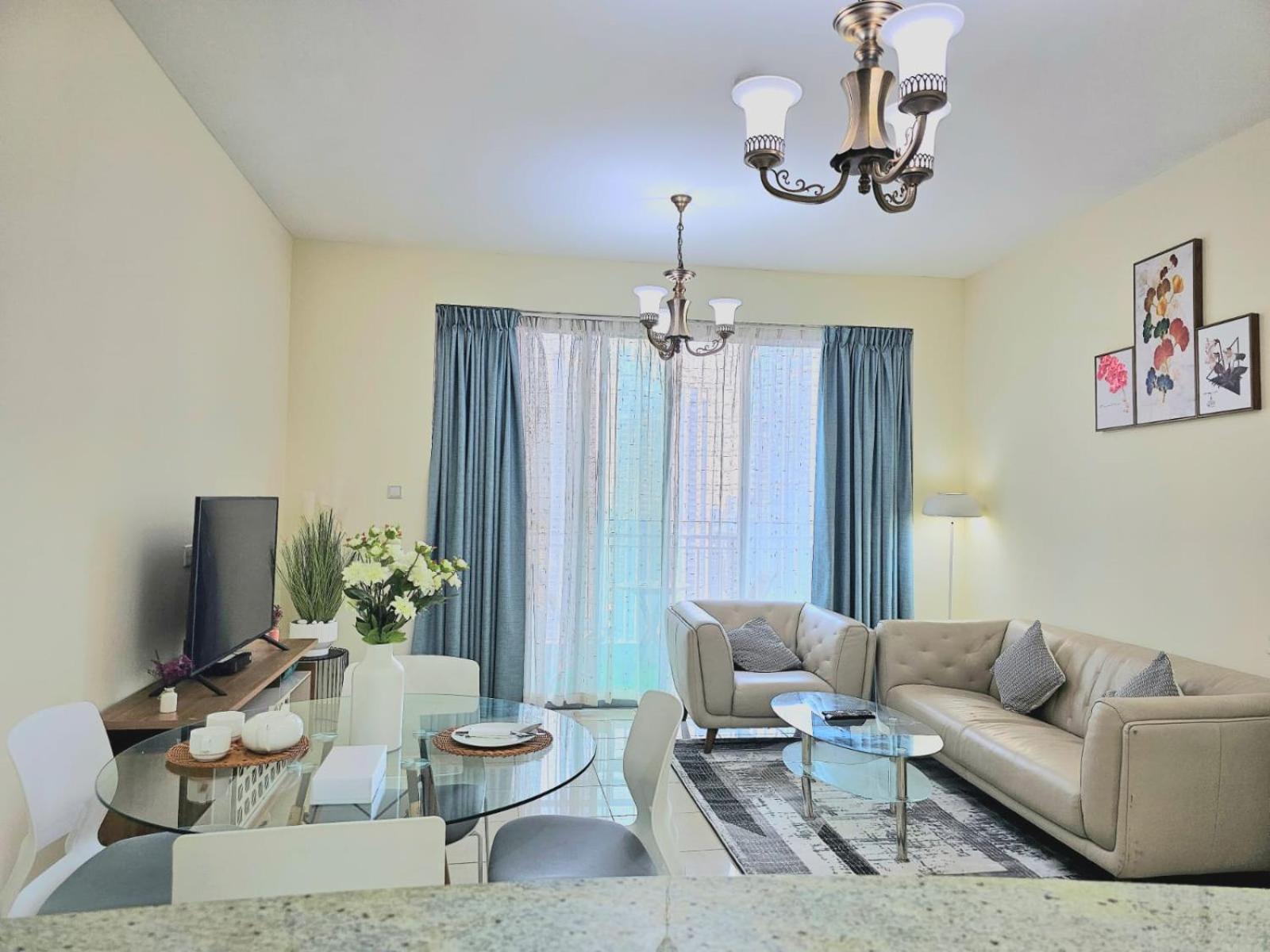 Trinity Holiday Homes - Standpoint Tower Downtown دبي المظهر الخارجي الصورة
