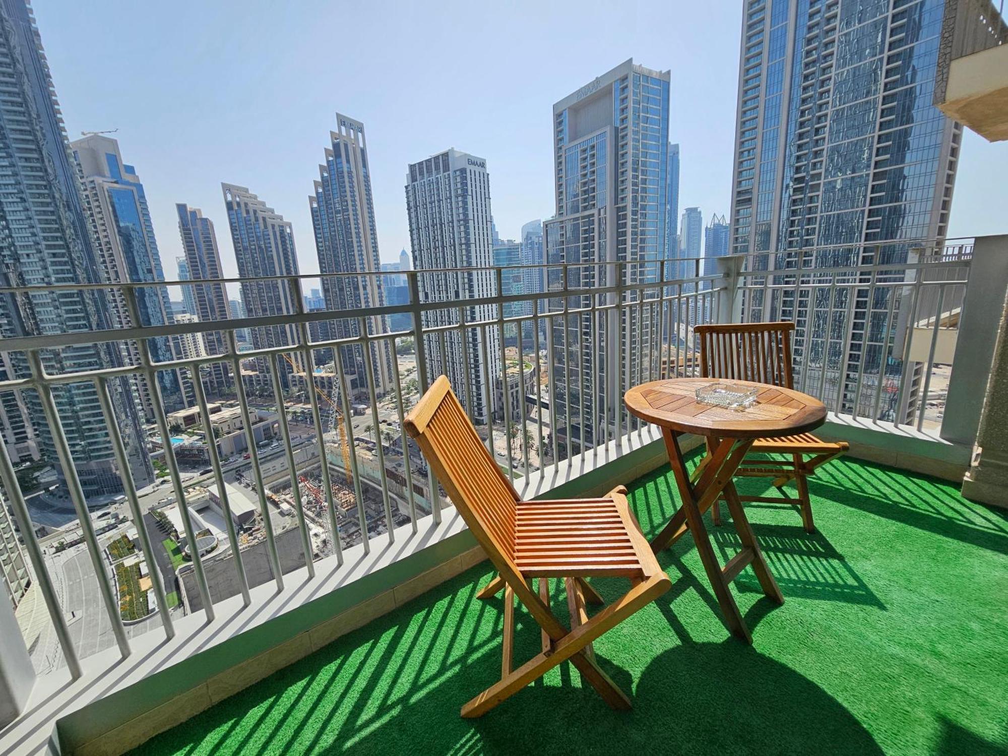 Trinity Holiday Homes - Standpoint Tower Downtown دبي المظهر الخارجي الصورة