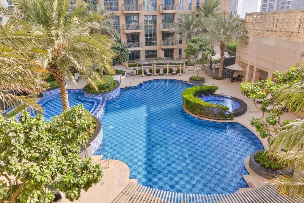 Trinity Holiday Homes - Standpoint Tower Downtown دبي المظهر الخارجي الصورة